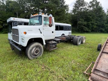 Main image Ford L9000